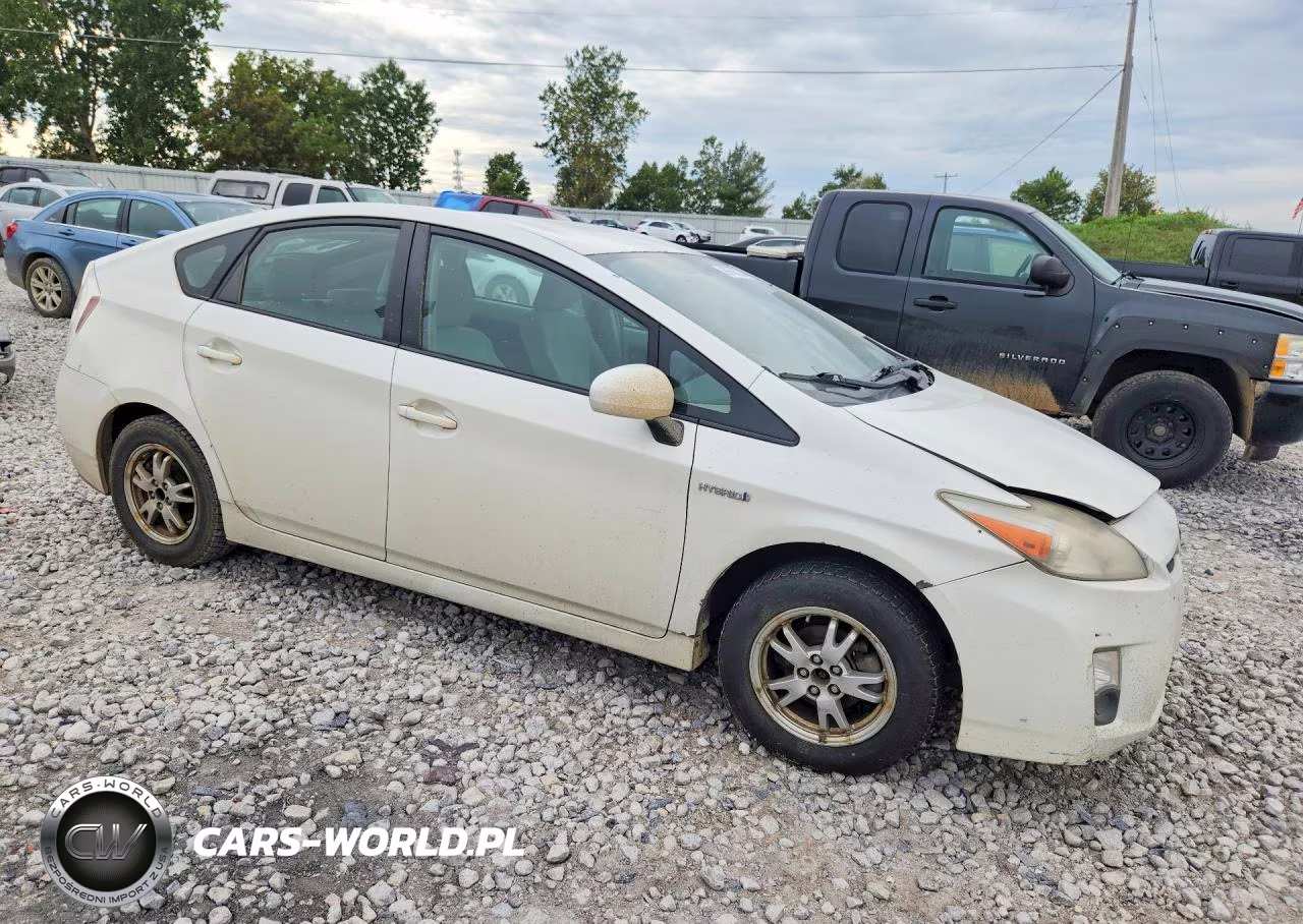 2010 Toyota Prius Iii VIN:JTDKN3DU1A5083855 - 4