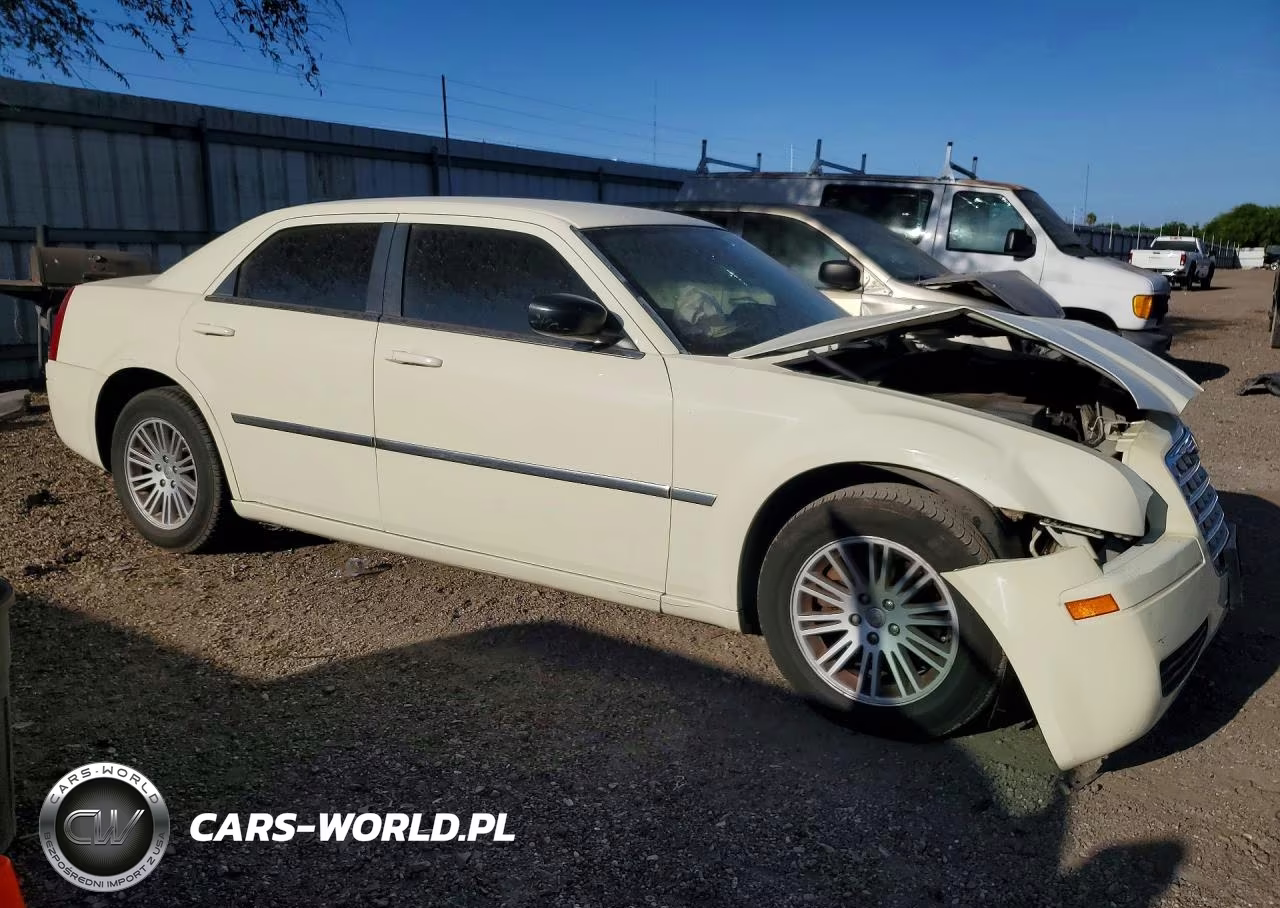 2009 Chrysler 300 Lx VIN:2C3KA43D79H516848 - 4