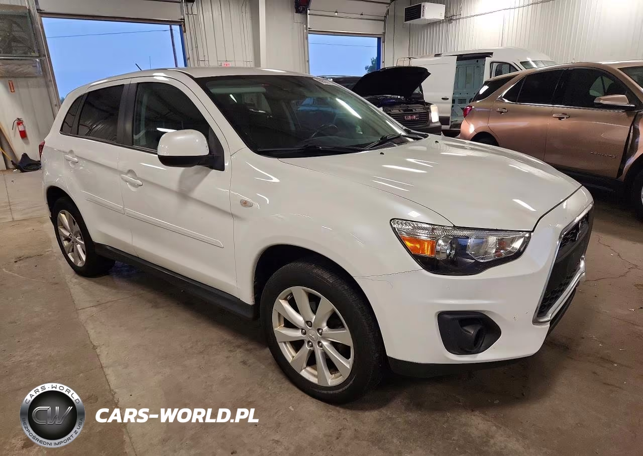 2015 Mitsubishi Outlander VIN:4A4AR3AW2FE029325 - 4