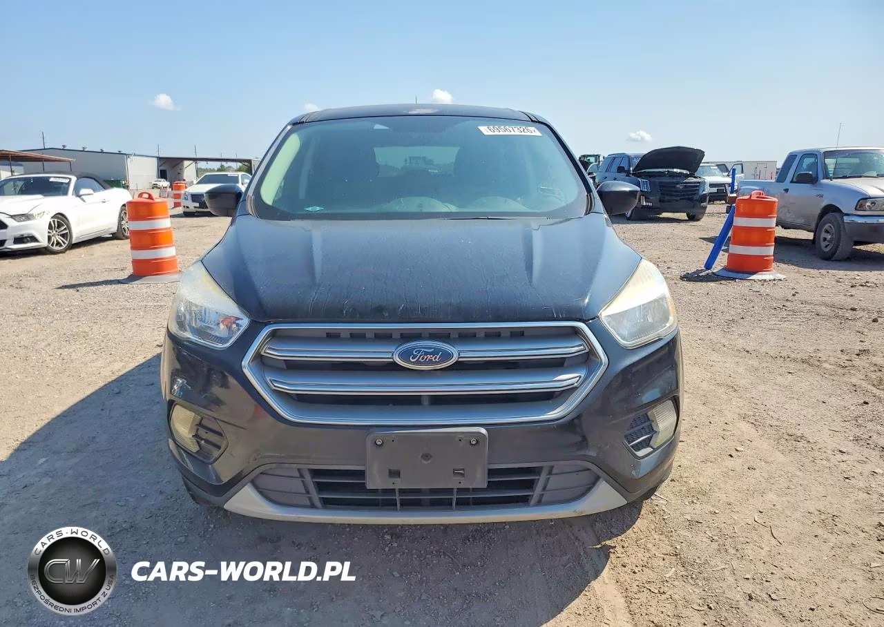 2017 Ford Escape Se VIN:1FMCU0GDXHUD76263 - 5
