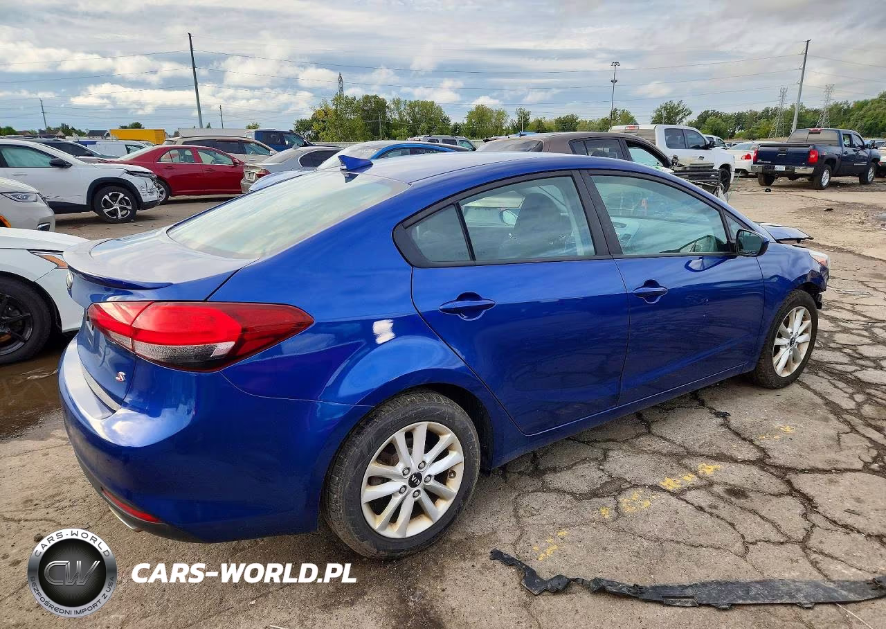 2017 Kia Forte S VIN:3KPFL4A73HE158159 - 3