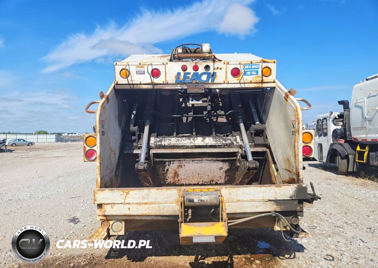 2002 Freightliner Fl70 Refuse Truck VIN:1FVABTAK92HJ54621 - 6