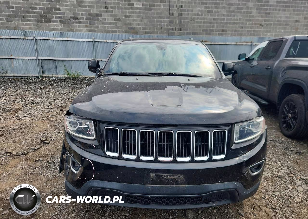 2014 Jeep Grand Cherokee Laredo VIN:1C4RJFAGXEC237555 - 5