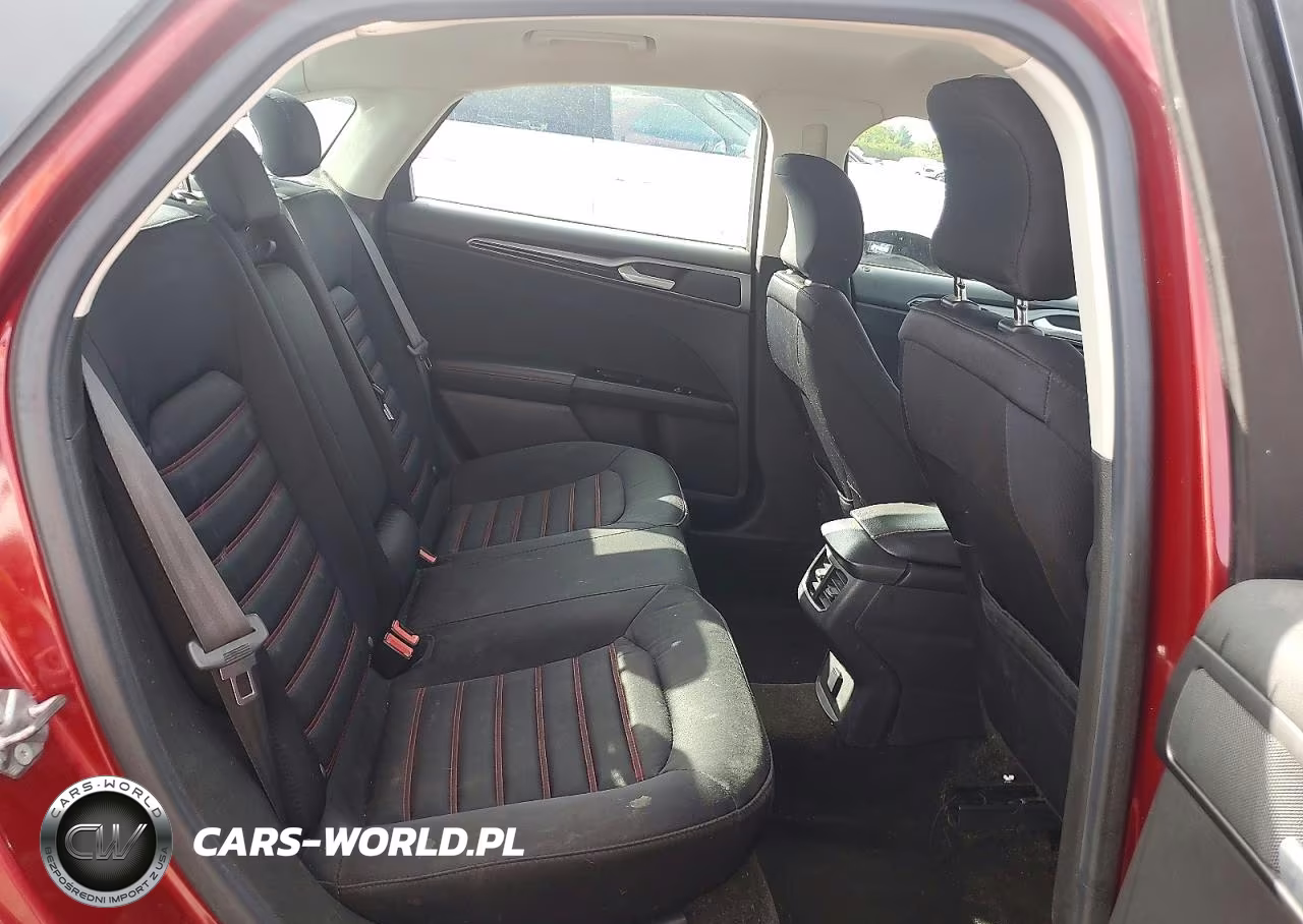 2015 Ford Fusion Se VIN:3FA6P0T90FR201945 - 10