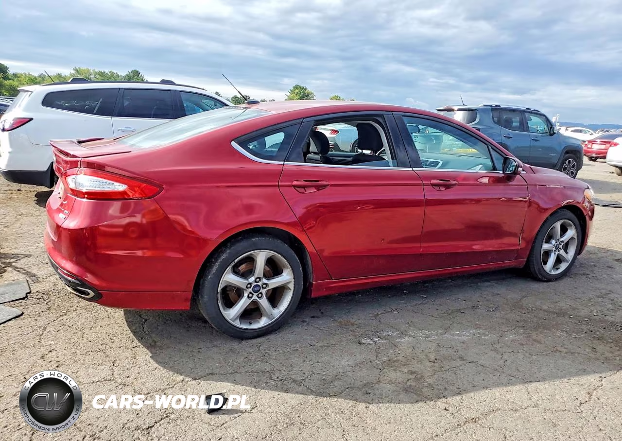 2015 Ford Fusion Se VIN:3FA6P0T90FR201945 - 3