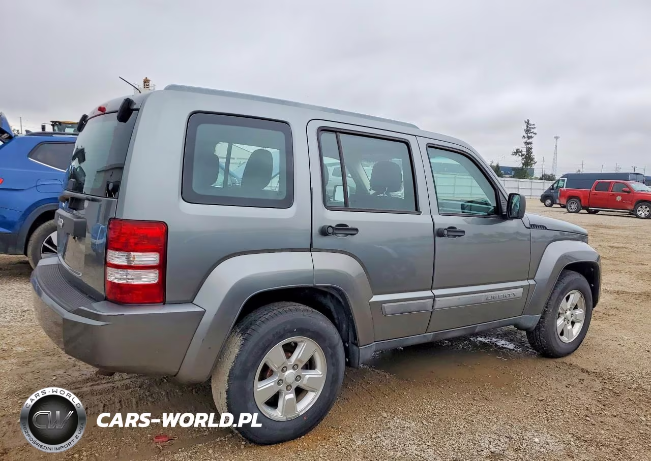 2012 Jeep Liberty Sport VIN:1C4PJLAK0CW111887 - 3