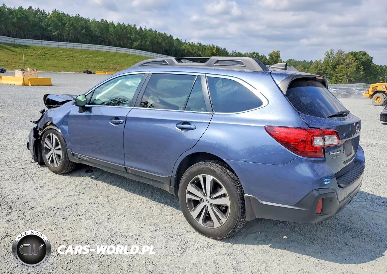 2018 Subaru Outback 3.6R Limited VIN:4S4BSENC1J3335394 - 2