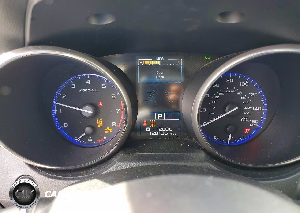 2018 Subaru Outback 3.6R Limited VIN:4S4BSENC1J3335394 - 9