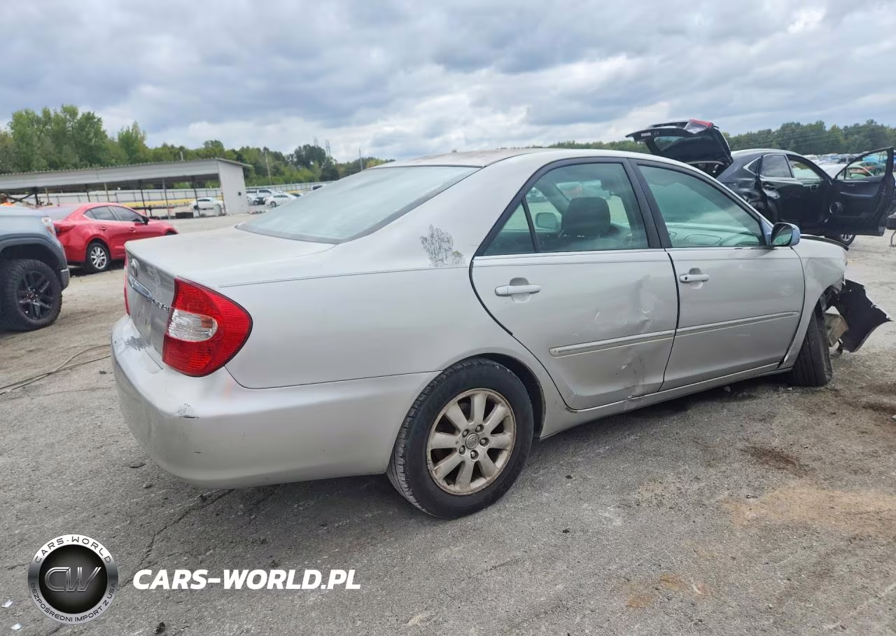 2004 Toyota Camry Xle VIN:4T1BE32K64U375833 - 3
