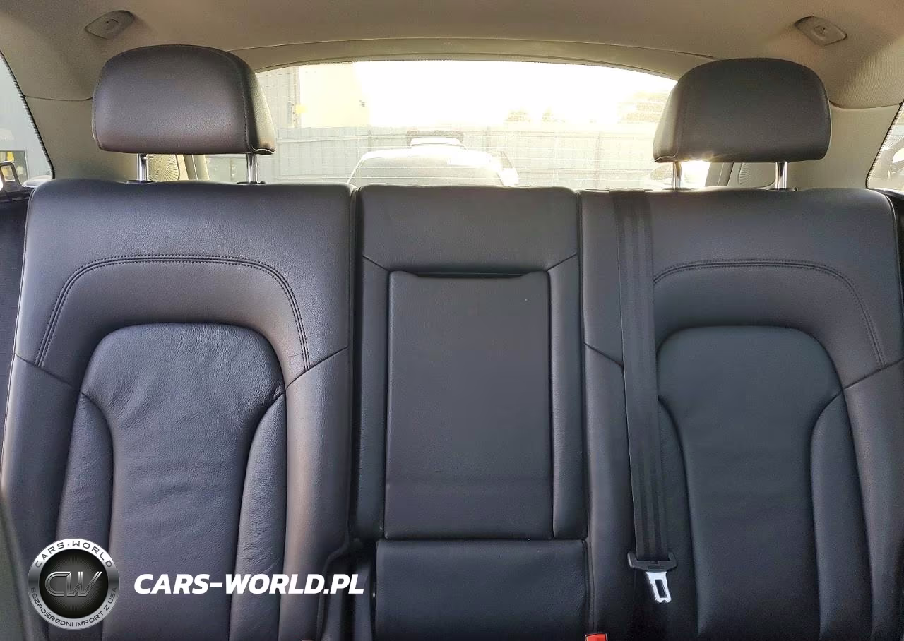 2016 Audi Q5 Premium Plus VIN:WA1L2AFP3GA071483 - 10