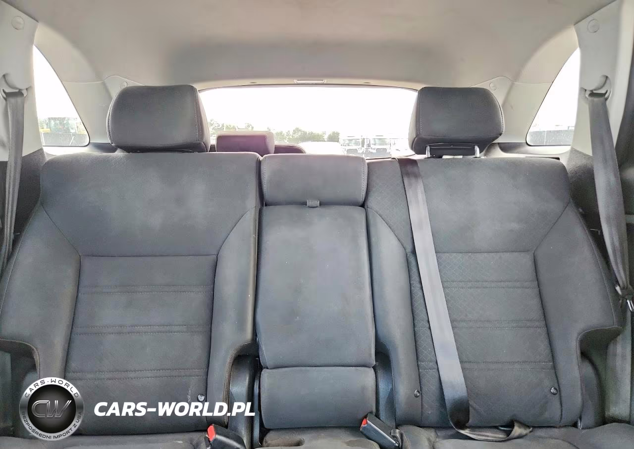2019 Kia Sorento Lx VIN:5XYPG4A38KG530367 - 10