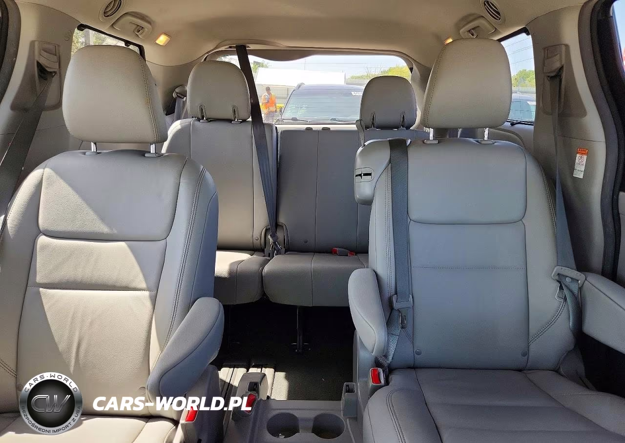 2019 Toyota Sienna Xle 8-Passenger VIN:5TDYZ3DC9KS988975 - 10
