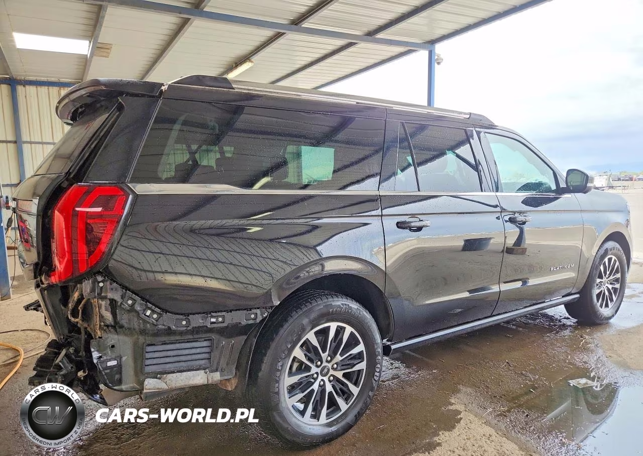 2025 Ford Expedition Max Platinum VIN:1FMJK1M84SEA20483 - 3