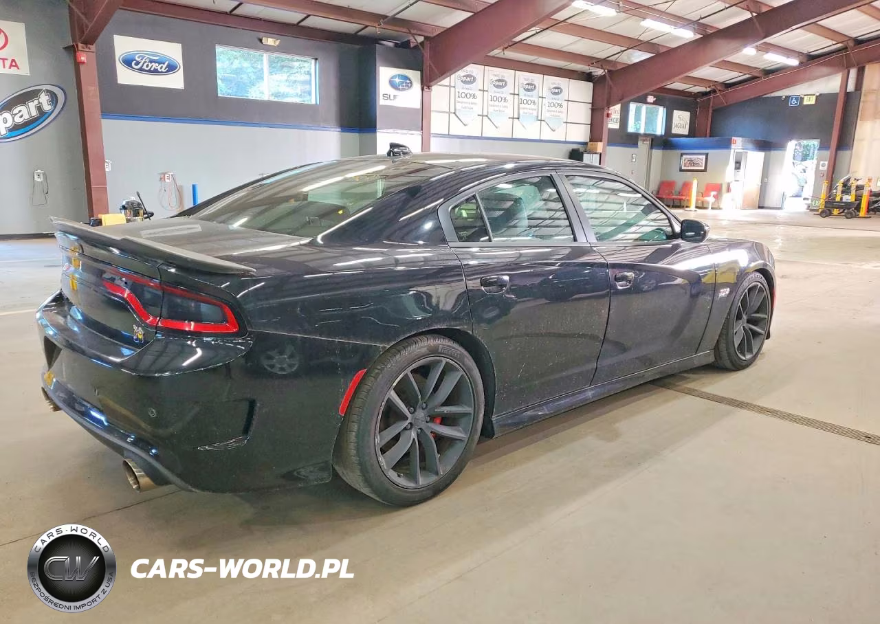 2016 Dodge Charger R-T Scat Pack VIN:2C3CDXGJ8GH350639 - 3