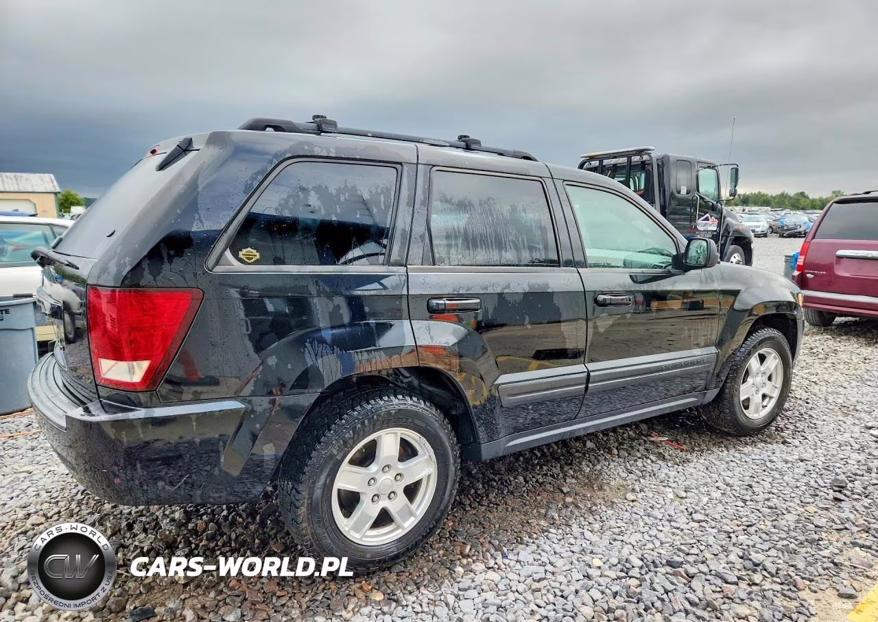 2006 Jeep Grand Cherokee Laredo VIN:1J8GR48K66C112321 - 3