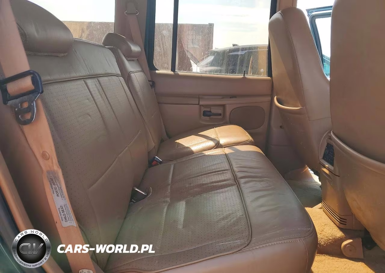 1996 Ford Explorer VIN:1FMDU32X1TZB93448 - 11