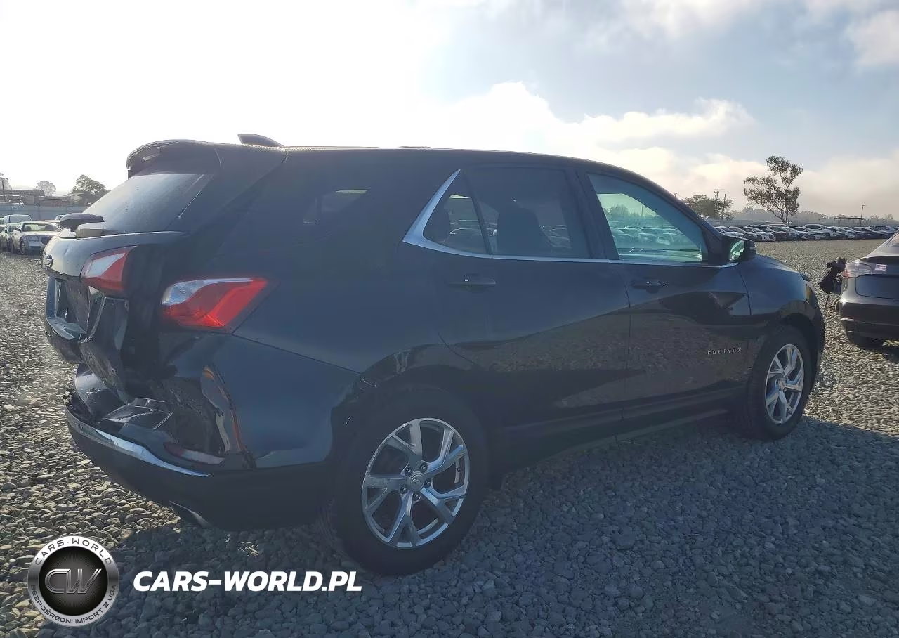 2018 Chevrolet Equinox Lt VIN:2GNAXKEX7J6174021 - 3