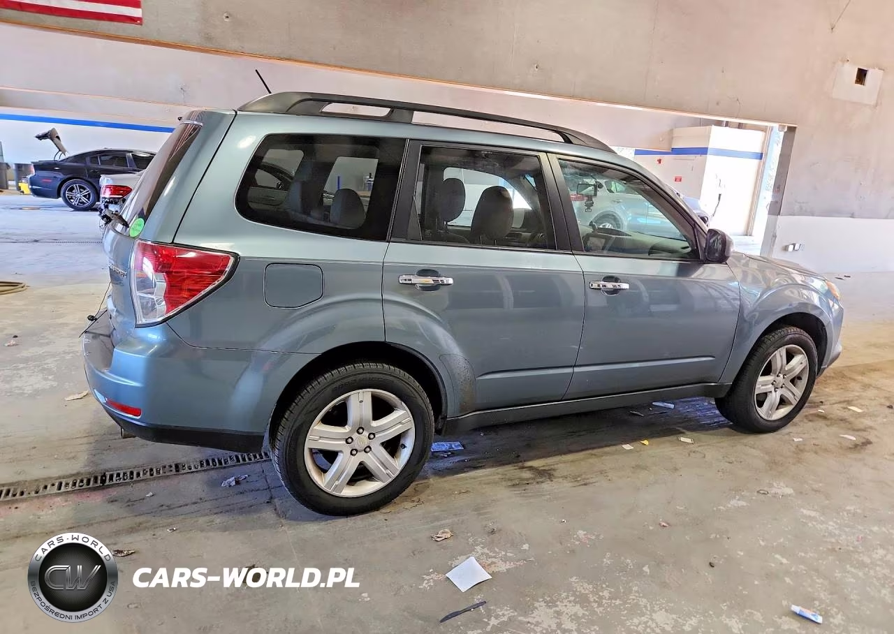 2009 Subaru Forester 2.5X Premium VIN:JF2SH63639H780824 - 3