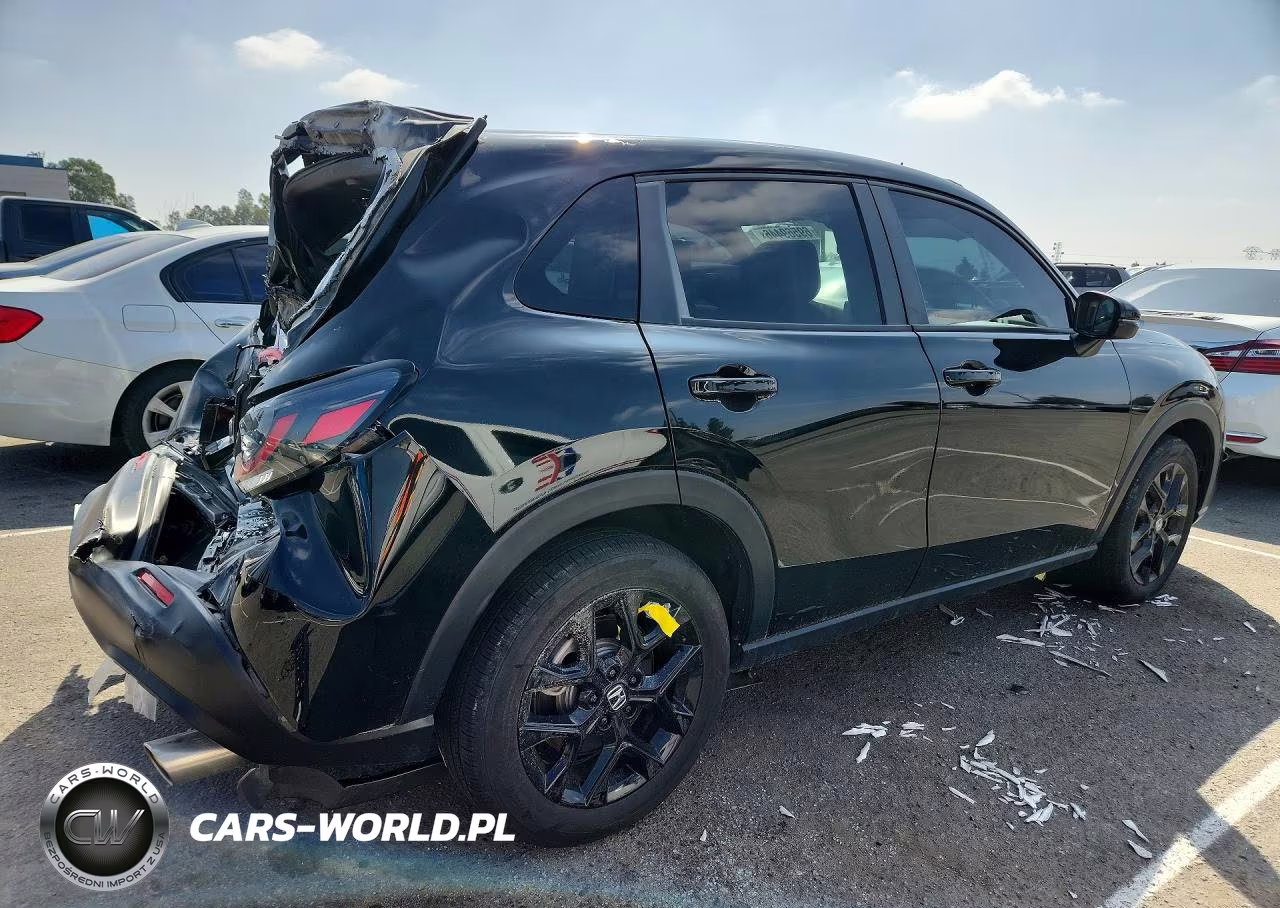 2025 Honda Hr-V Sport VIN:3CZRZ1H51SM705483 - 3