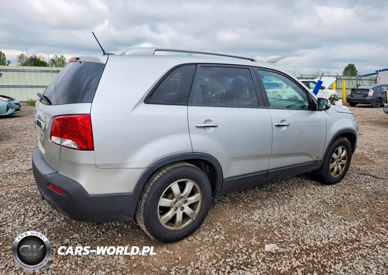 2012 Kia Sorento Lx VIN:5XYKTDA22CG280509 - 3