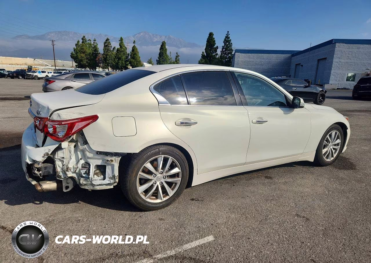 2015 Infiniti Q50 Premium VIN:JN1BV7AP5FM346872 - 3