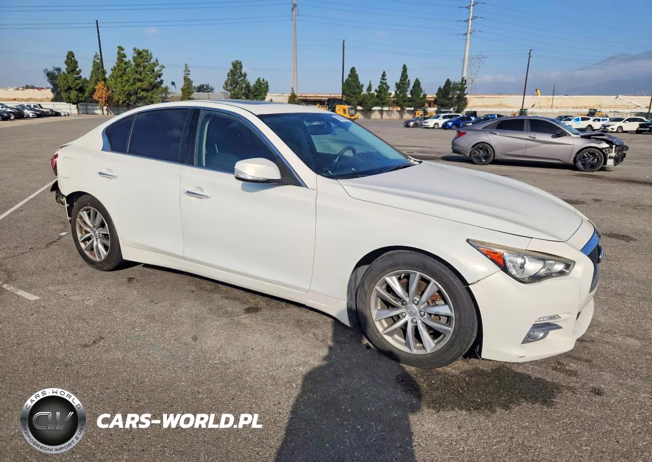 2015 Infiniti Q50 Premium VIN:JN1BV7AP5FM346872 - 4