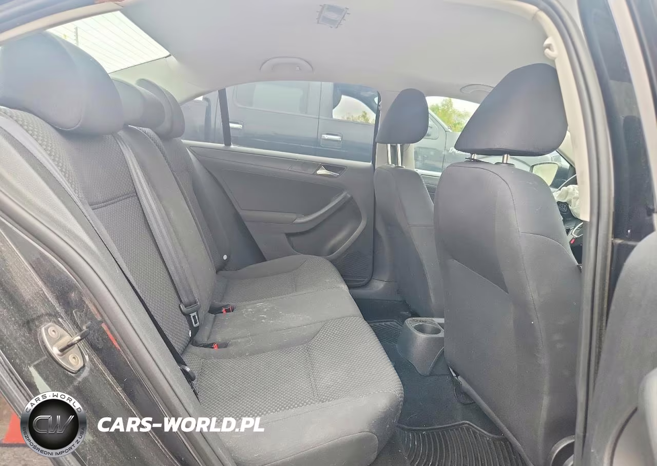 2011 Volkswagen Jetta Base VIN:3VW2K7AJXBM338828 - 10