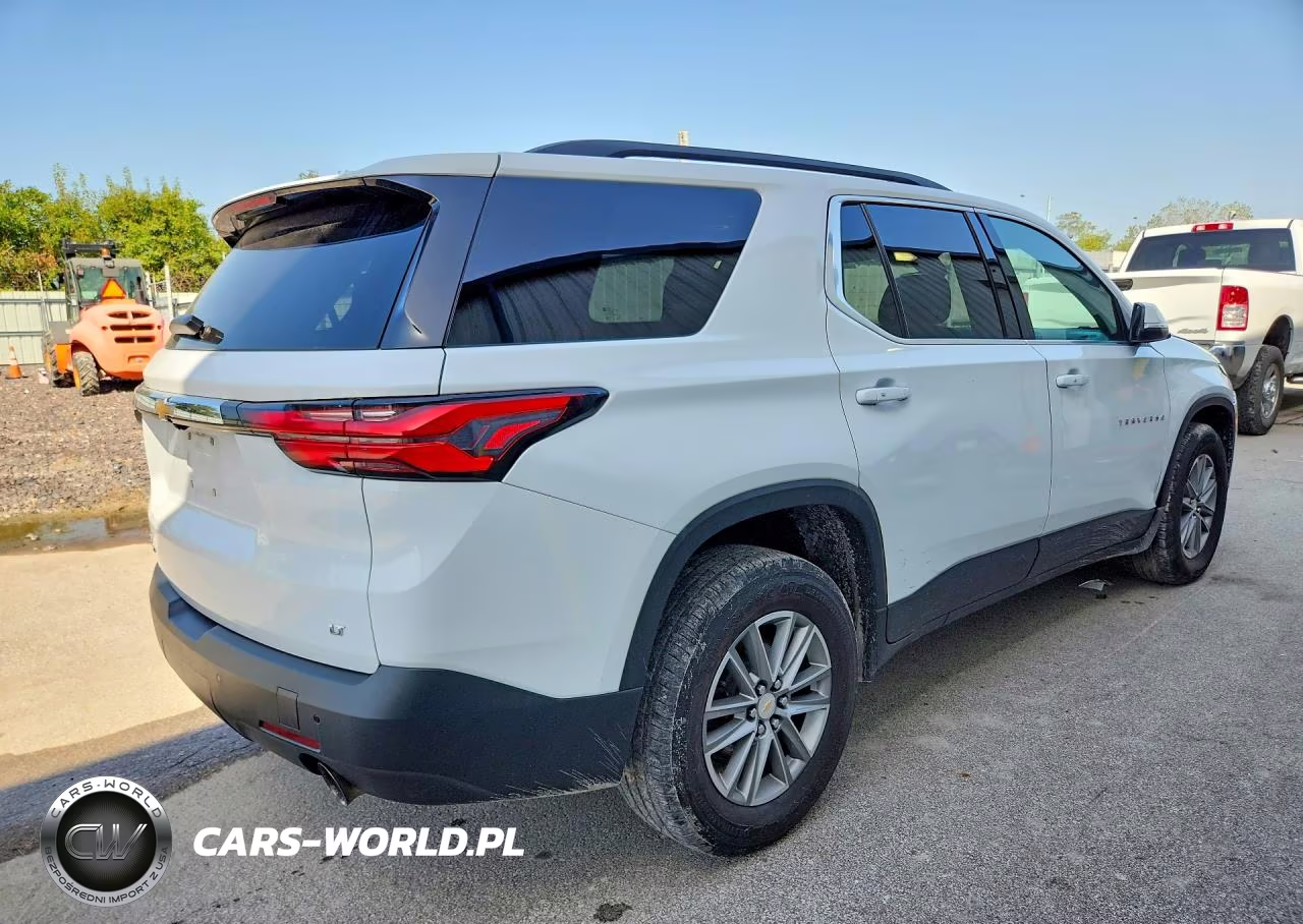 2023 Chevrolet Traverse Lt VIN:1GNEVGKWXPJ156608 - 3