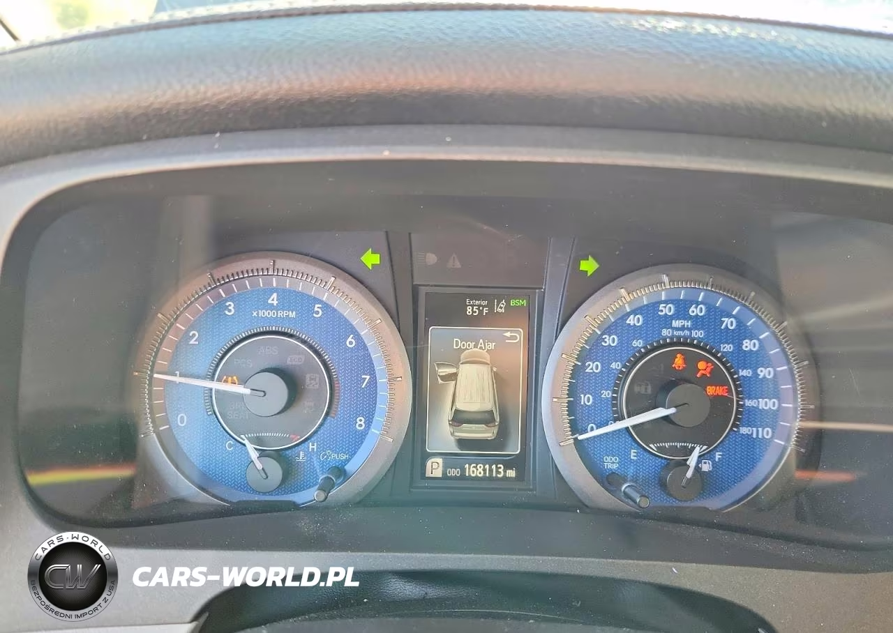 2018 Toyota Sienna Xle 8-Passenger VIN:5TDYZ3DC9JS928399 - 9