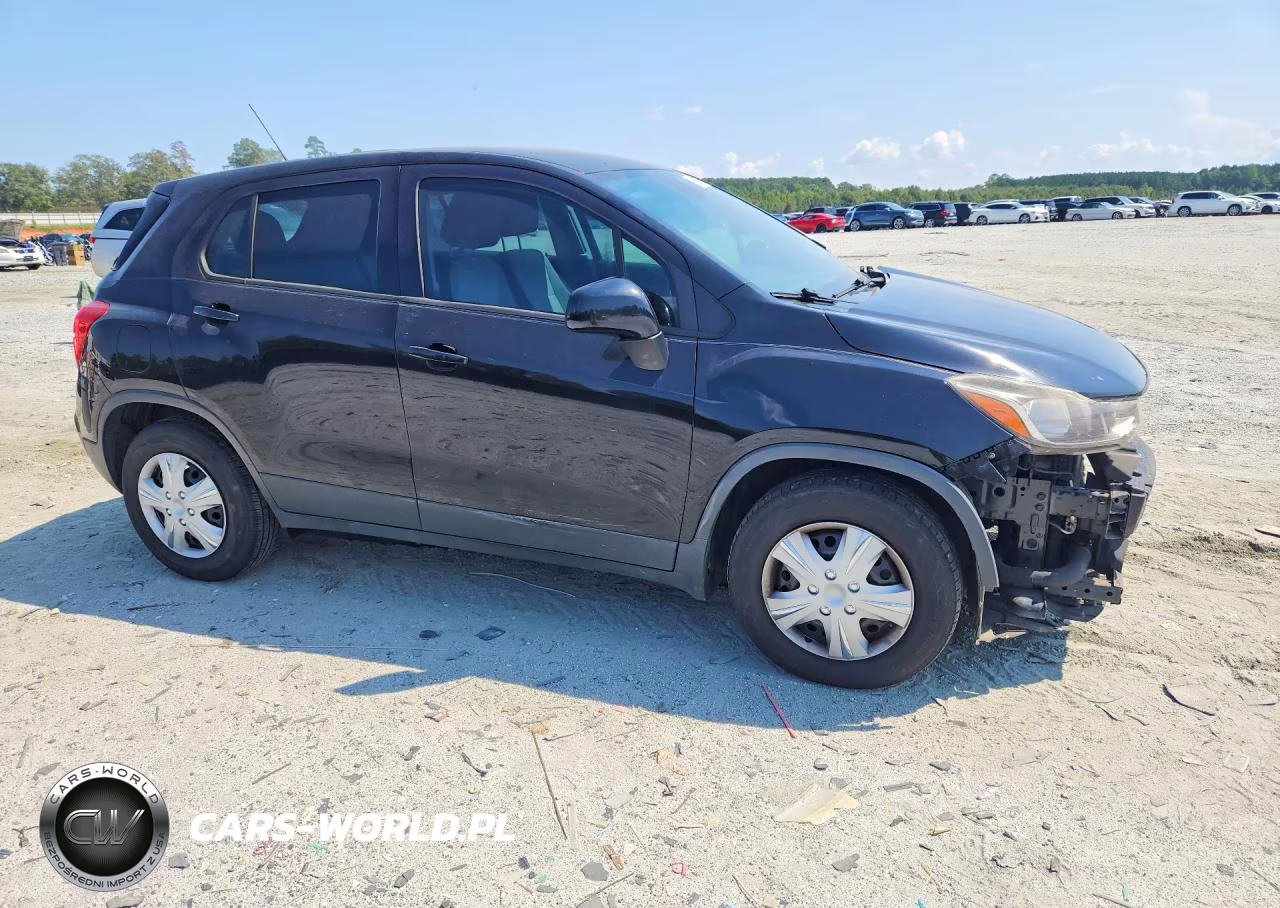 2017 Chevrolet Trax Ls VIN:3GNCJKSB6HL267167 - 4
