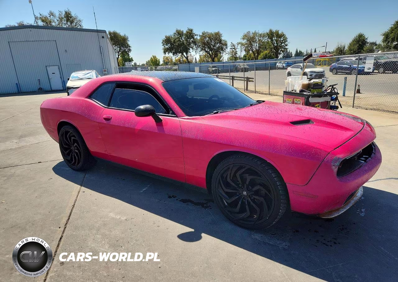 2016 Dodge Challenger Sxt VIN:2C3CDZAG7GH153292 - 4