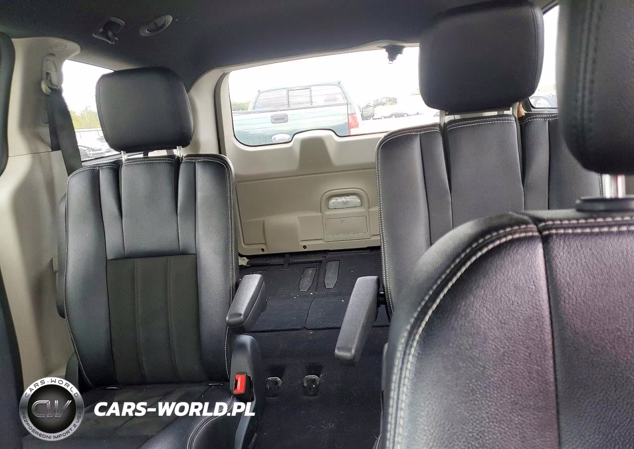 2019 Dodge Grand Caravan Sxt VIN:2C4RDGCG4KR765881 - 10