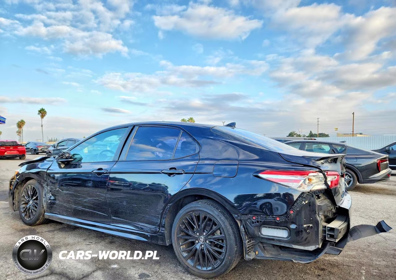 2020 Toyota Camry Se Nightshade VIN:4T1G11AK5LU342697 - 2
