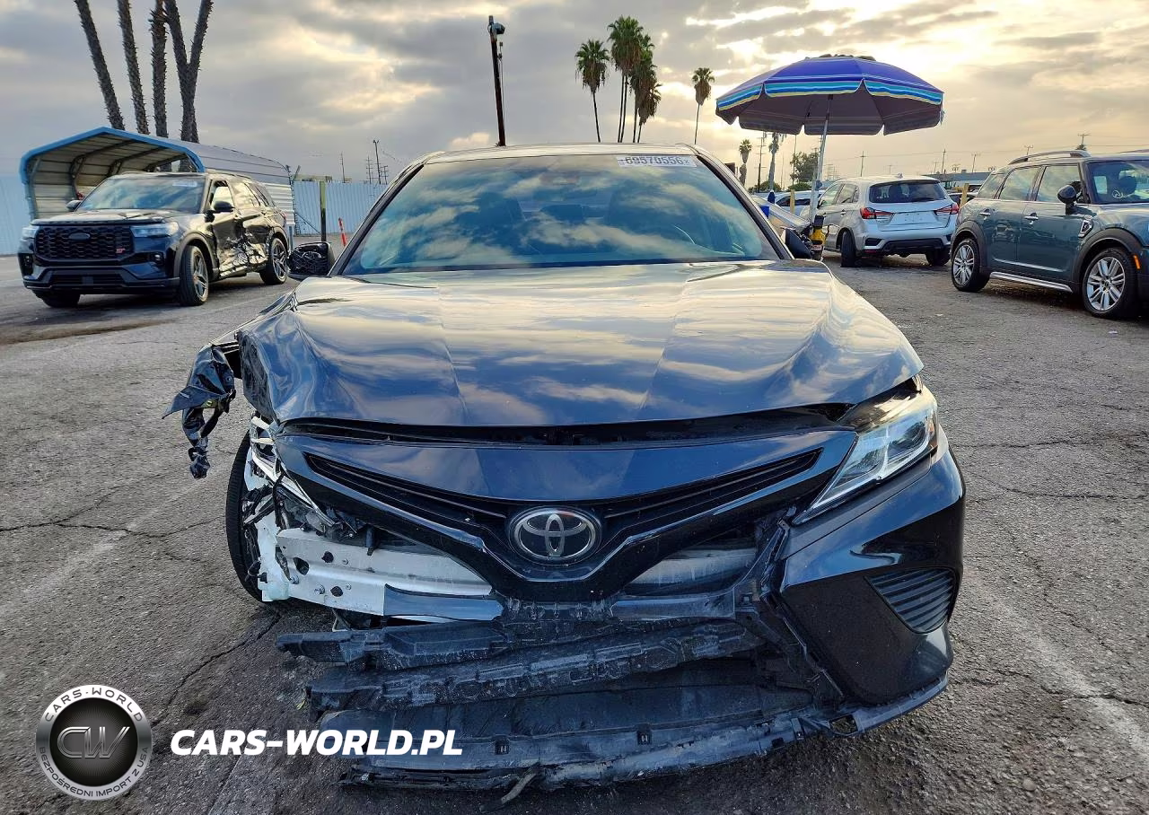 2020 Toyota Camry Se Nightshade VIN:4T1G11AK5LU342697 - 5