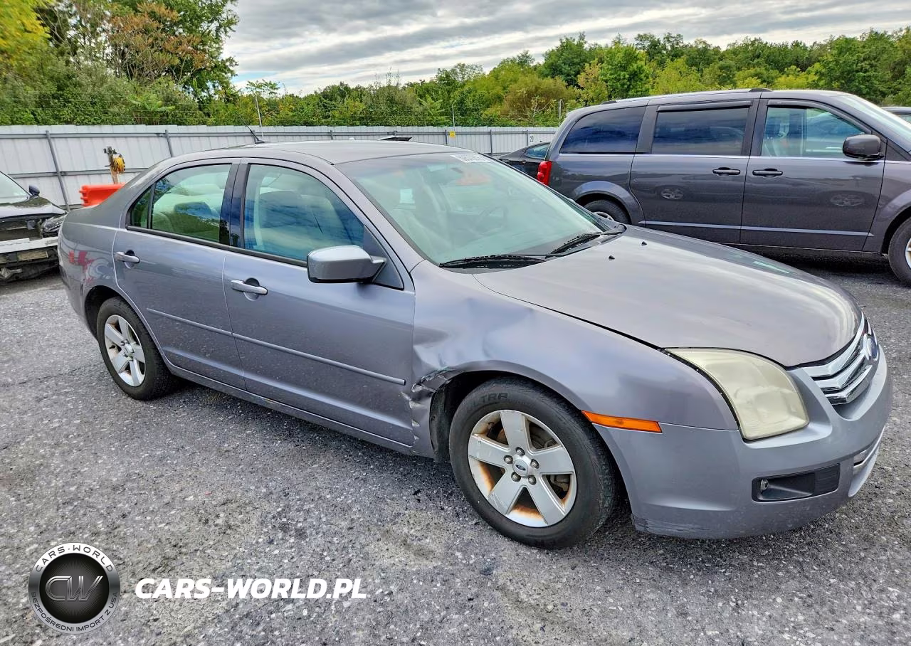 2007 Ford Fusion Se VIN:3FAHP07Z37R174986 - 4