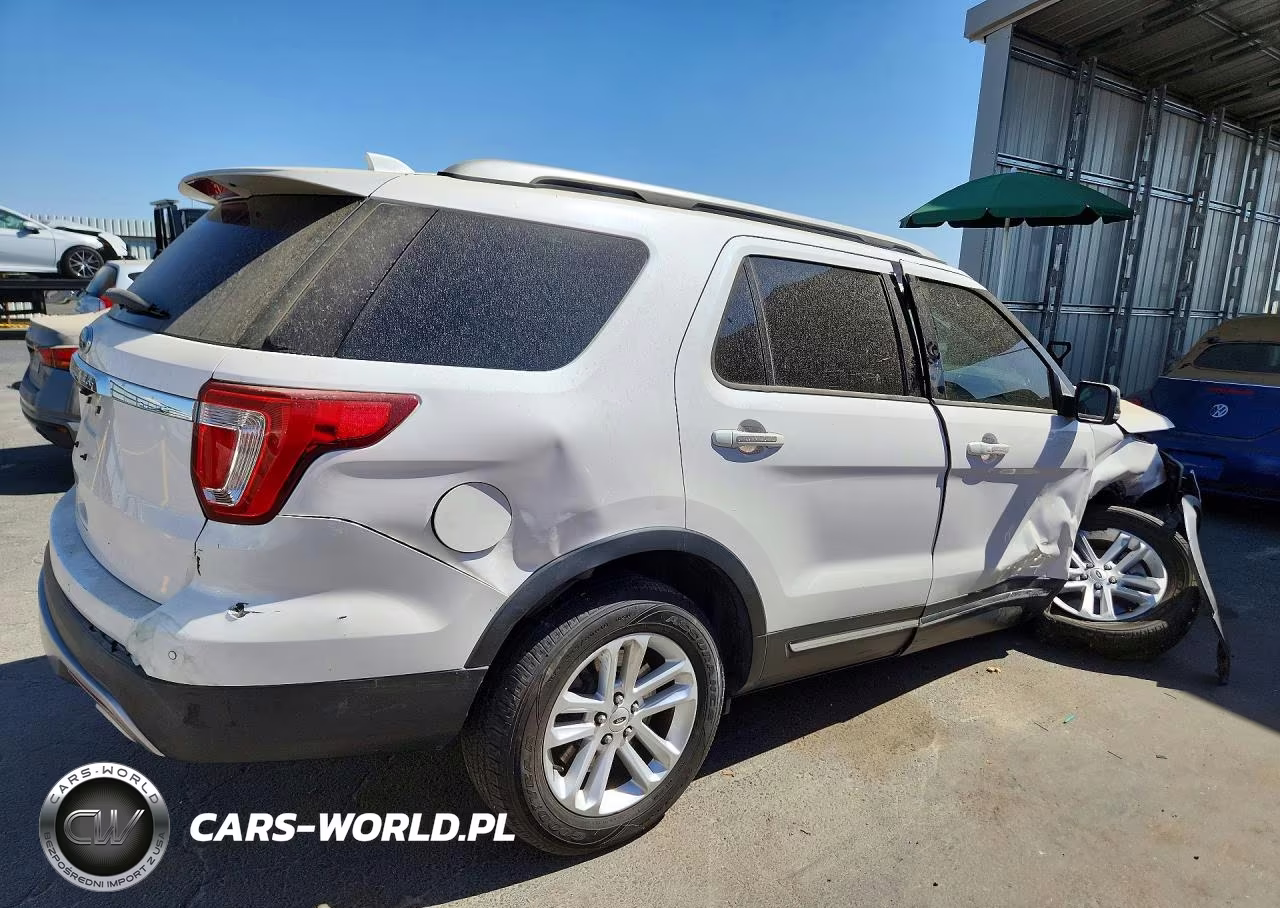 2017 Ford Explorer Xlt VIN:1FM5K7D80HGD21477 - 3