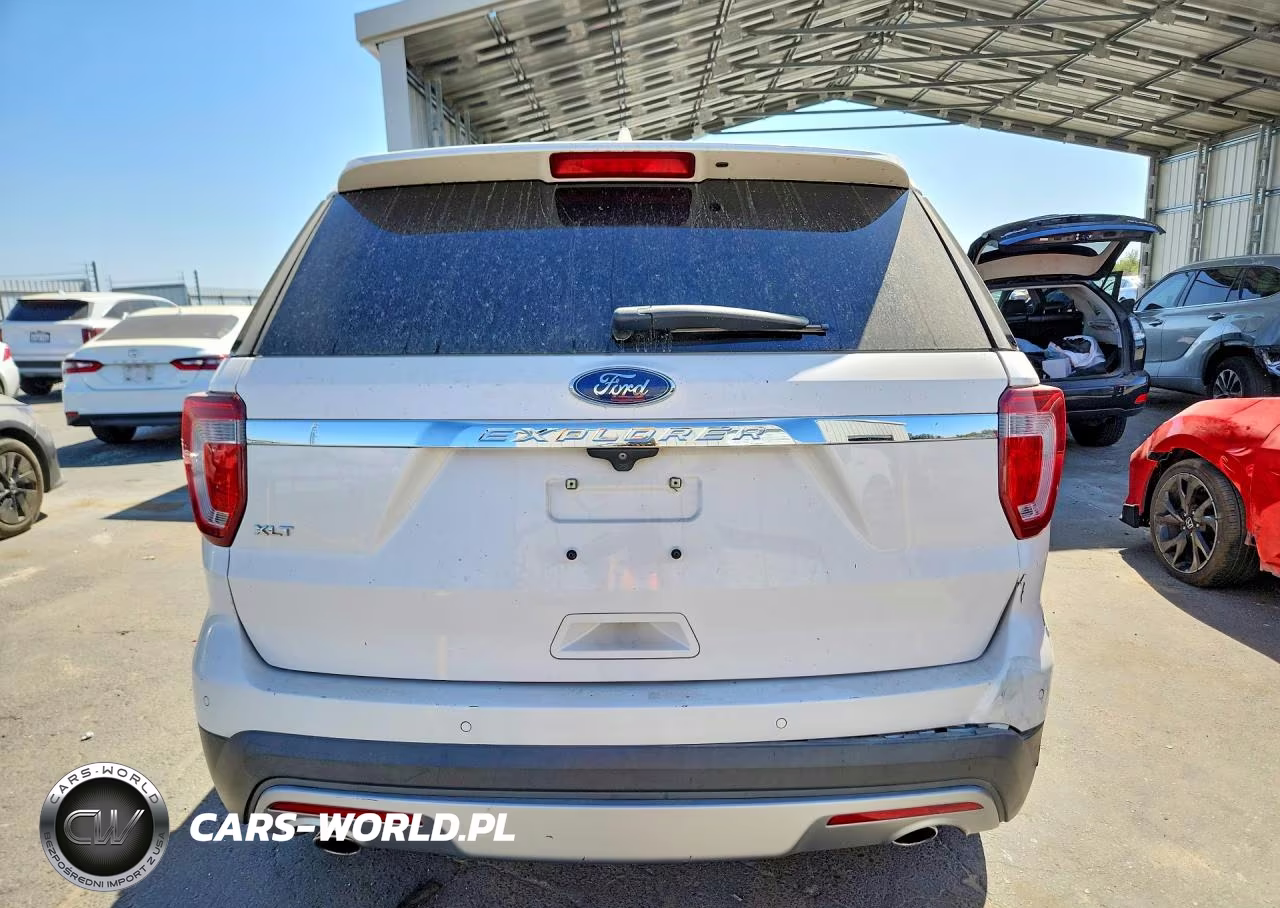 2017 Ford Explorer Xlt VIN:1FM5K7D80HGD21477 - 6