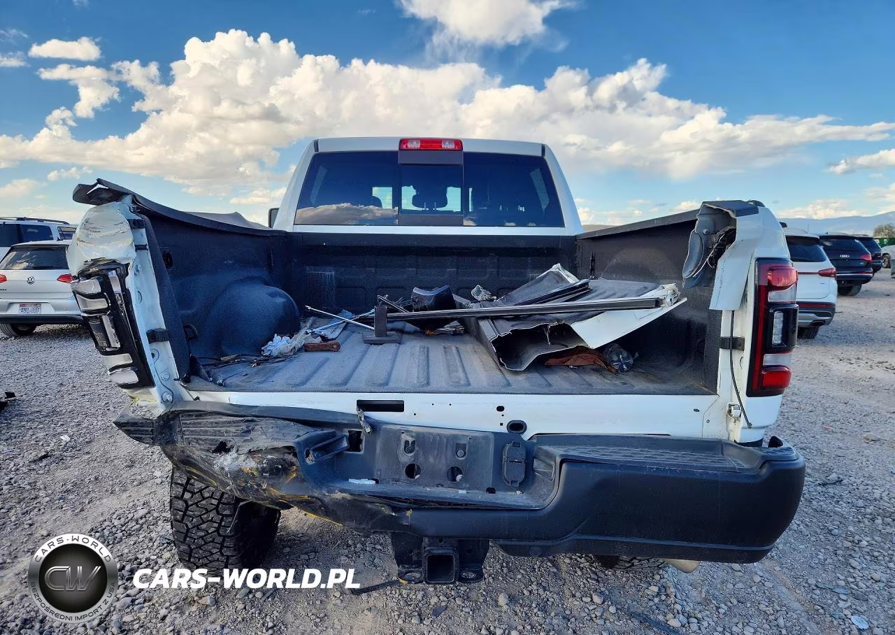 2024 Ram 2500 Powerwagon VIN:3C6TR5EJ7RG345463 - 6