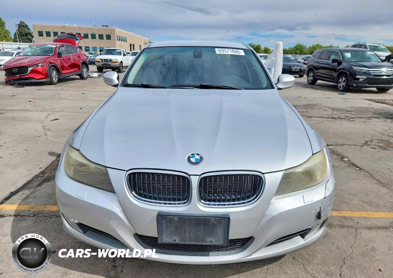 2011 BMW 328 Xi VIN:WBAPK7C56BF196693 - 5