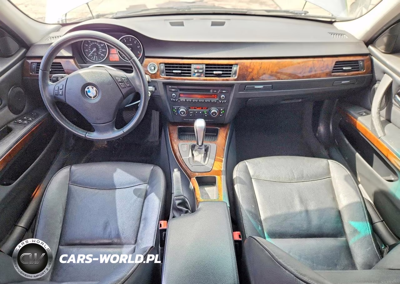 2011 BMW 328 Xi VIN:WBAPK7C56BF196693 - 8