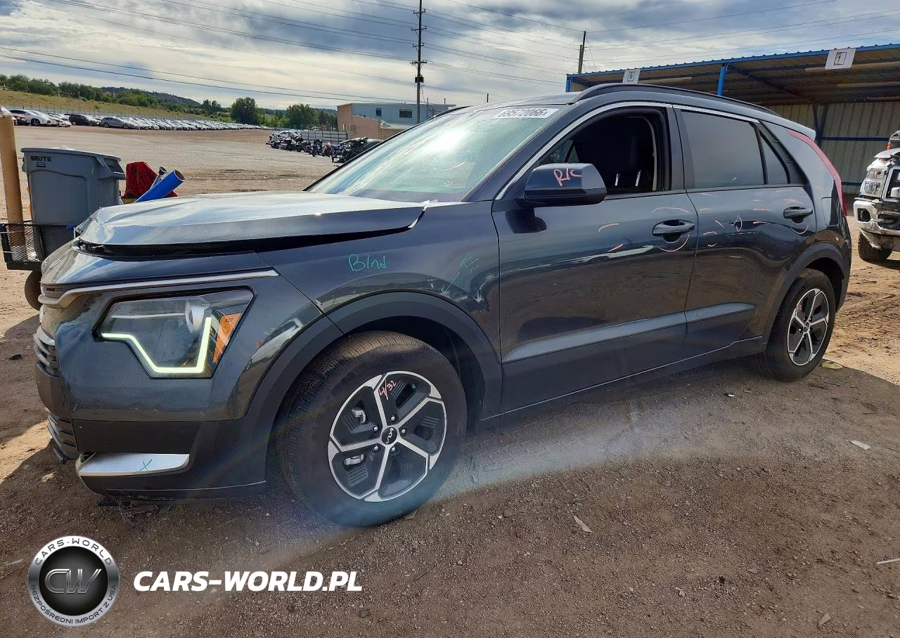 2024 Kia Niro Lx VIN:KNDCP3LE0R5178024 - 1