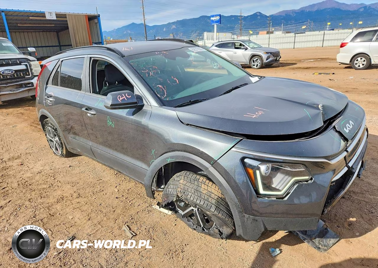 2024 Kia Niro Lx VIN:KNDCP3LE0R5178024 - 4