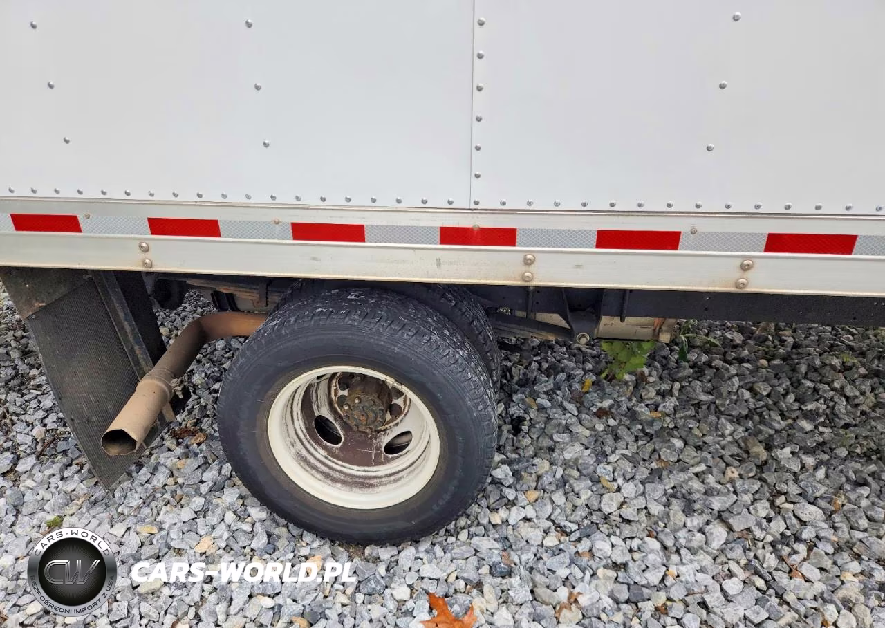 2023 Ford Econoline E350 Super Duty Cutaway Van VIN:1FDWE3FK6PDD09931 - 11