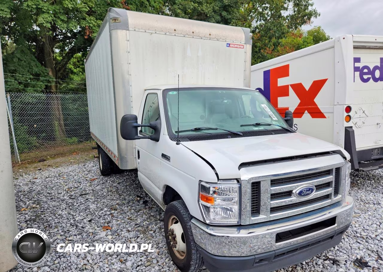 2023 Ford Econoline E350 Super Duty Cutaway Van VIN:1FDWE3FK6PDD09931 - 4
