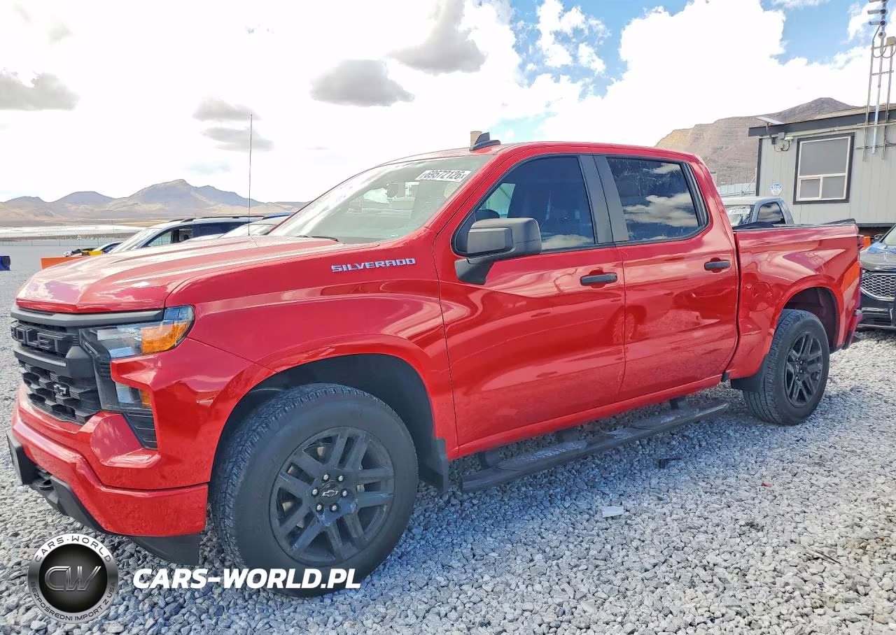 2023 Chevrolet Silverado C1500 Custom