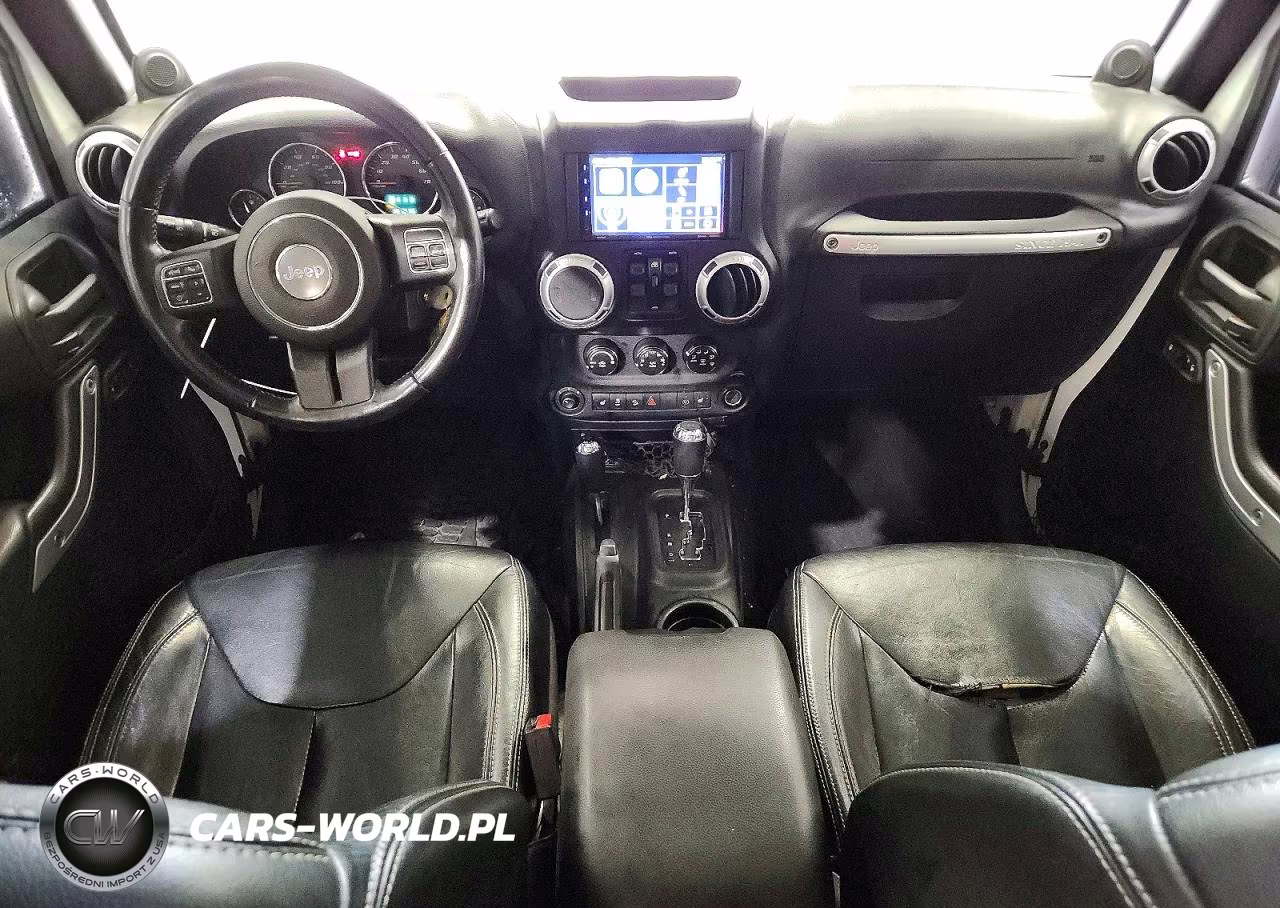 2013 Jeep Wrangler Unlimited Sahara VIN:1C4BJWEG0DL604571 - 8