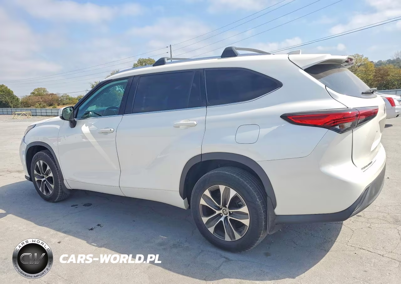 2021 Toyota Highlander Xle VIN:5TDGZRBH7MS105469 - 2