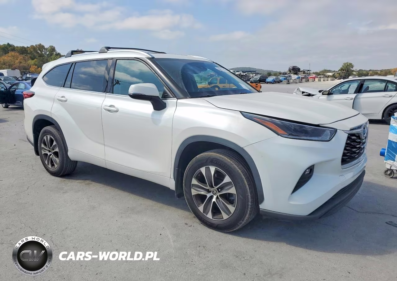 2021 Toyota Highlander Xle VIN:5TDGZRBH7MS105469 - 4