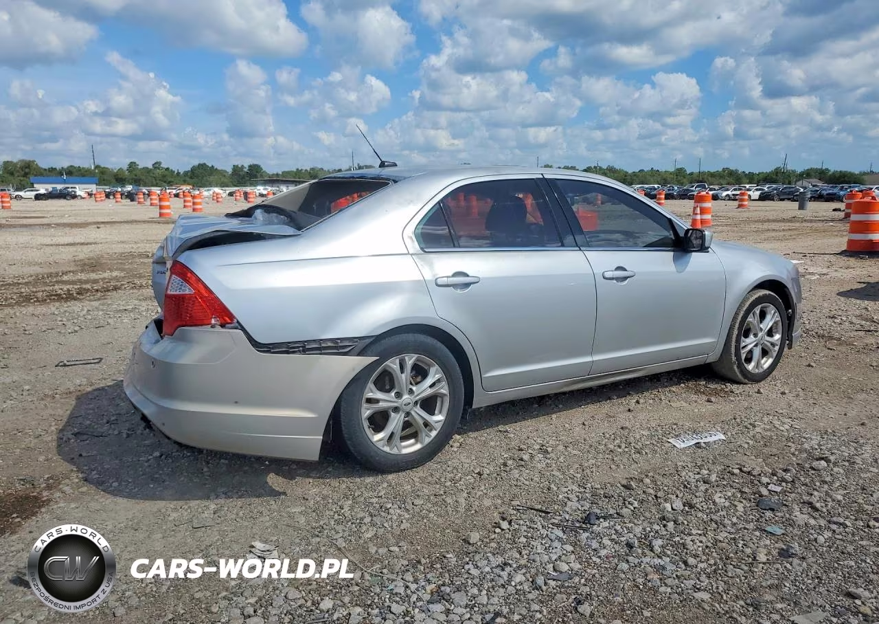 2012 Ford Fusion Se VIN:3FAHP0HA2CR332172 - 3