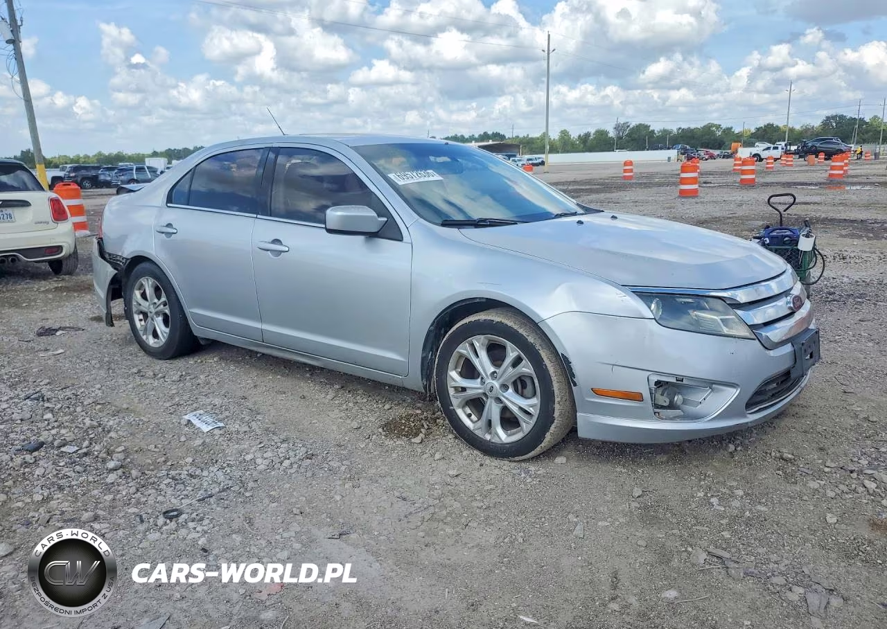 2012 Ford Fusion Se VIN:3FAHP0HA2CR332172 - 4